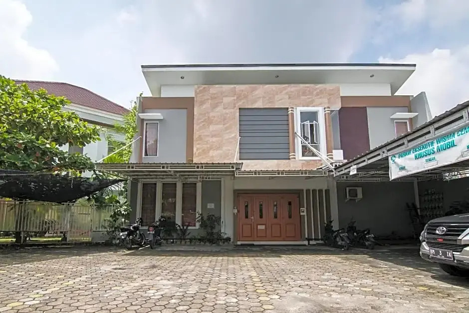 OYO 91066 Wisma Cemara