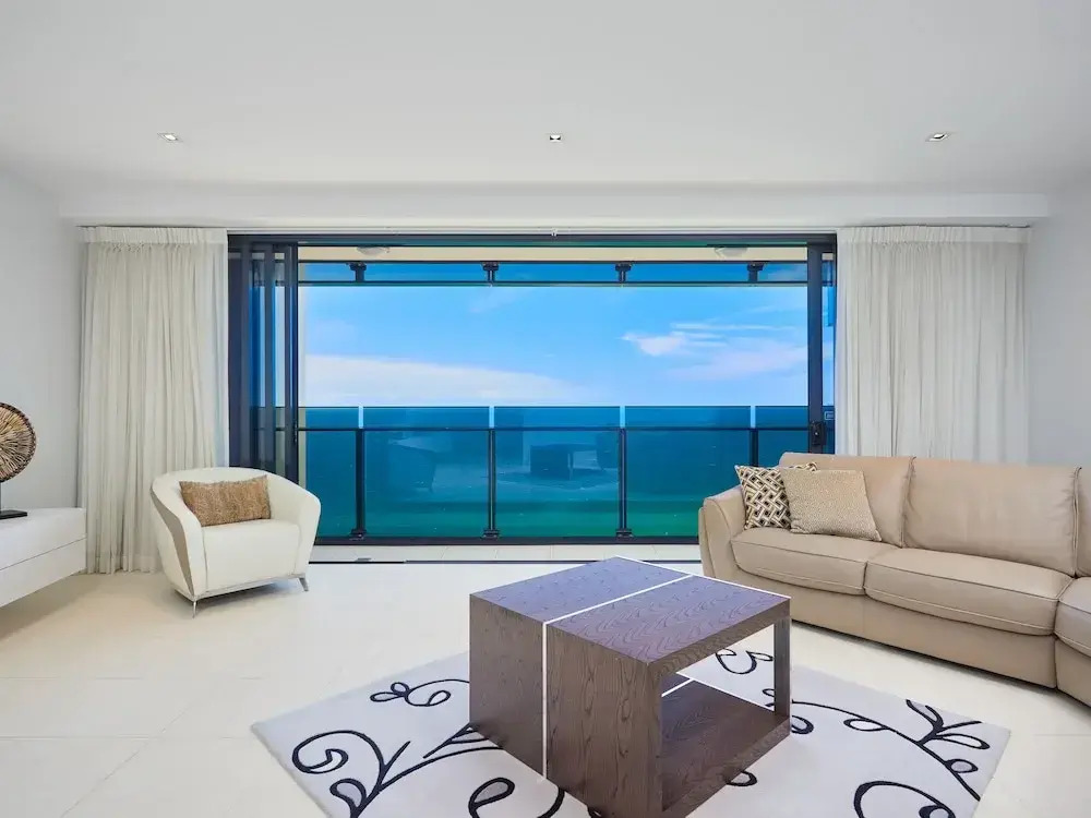 Soul Surfers Paradise - Hosted by Gold Coast Luxury Resorts