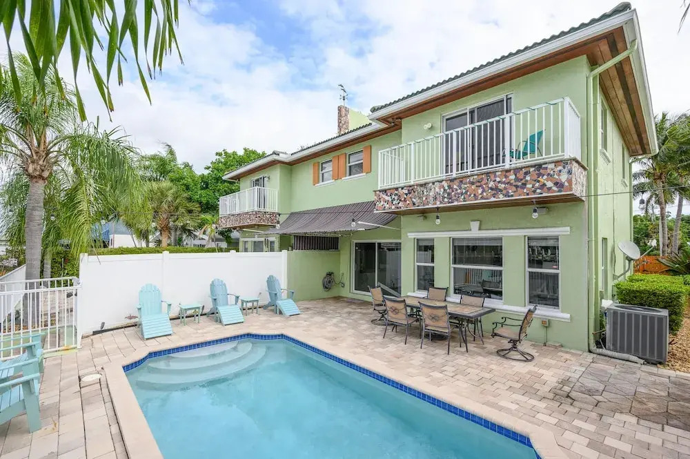 4331 W Tradewinds Ave Duplex Unit A 3 Bedrooms 2.5 Bathrooms Duplex