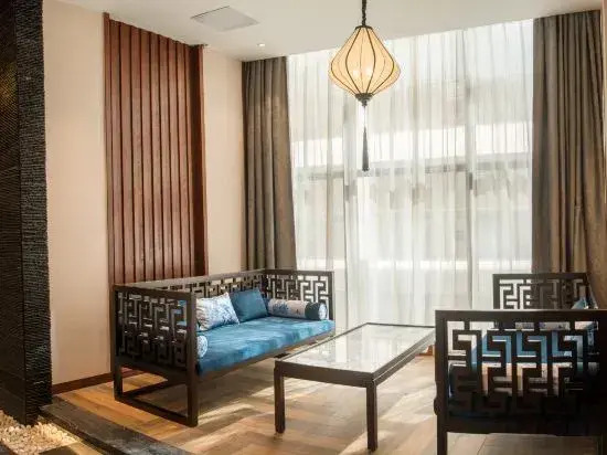 Yuanmou Grand Hotel