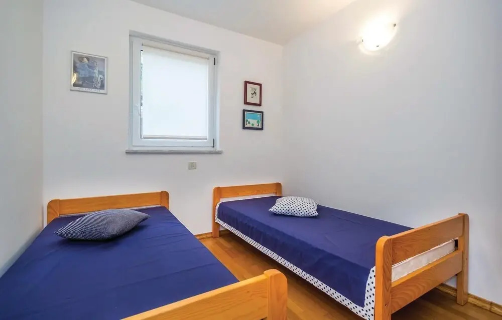 3 Bedroom Nice Home In Crikvenica