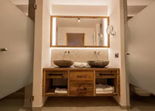 Villa Flora Mountain Lodges