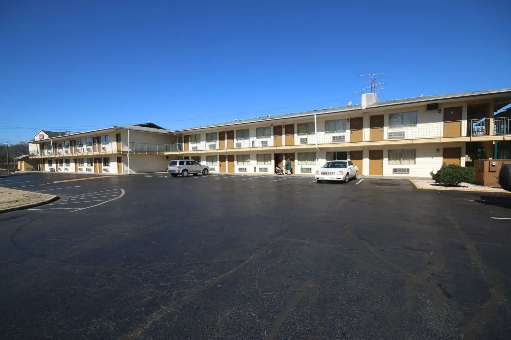 Royal Inn and Suites Charlotte Airport
