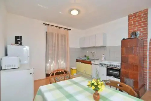 Apartment 1725