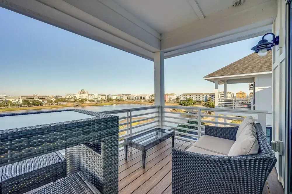 Lakefront Carolina Beach Townhome w/ 3 Balconies!