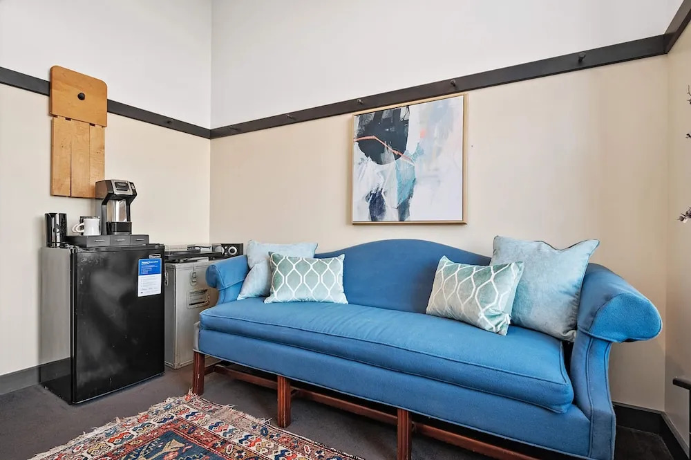 Kasa Uniquely Designed Suite Near Carnegie Museum The Maverick