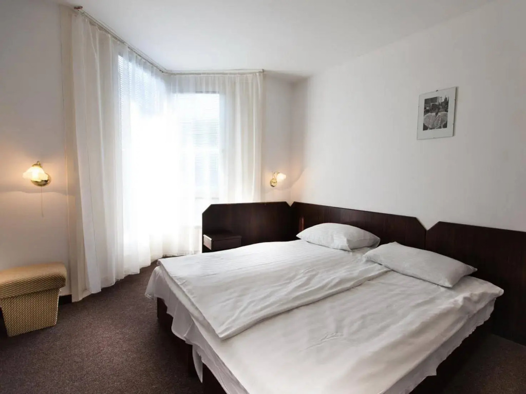 Adler Hotel