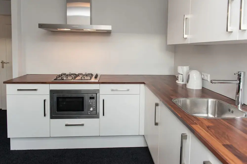 New Apartment Top Location Near RAI