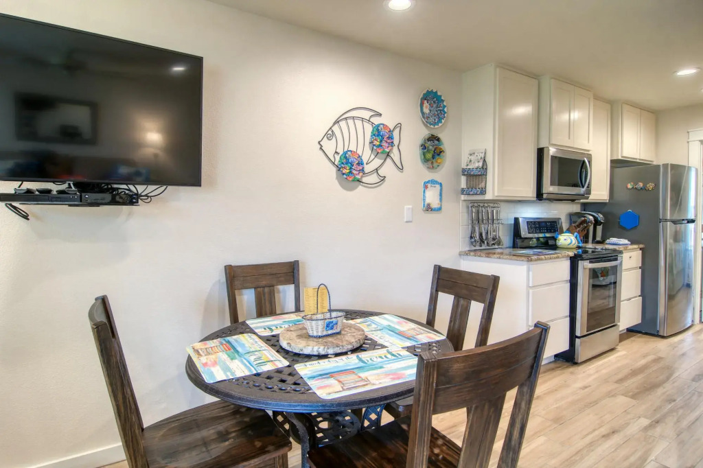 Courtyard #122 in Port Aransas