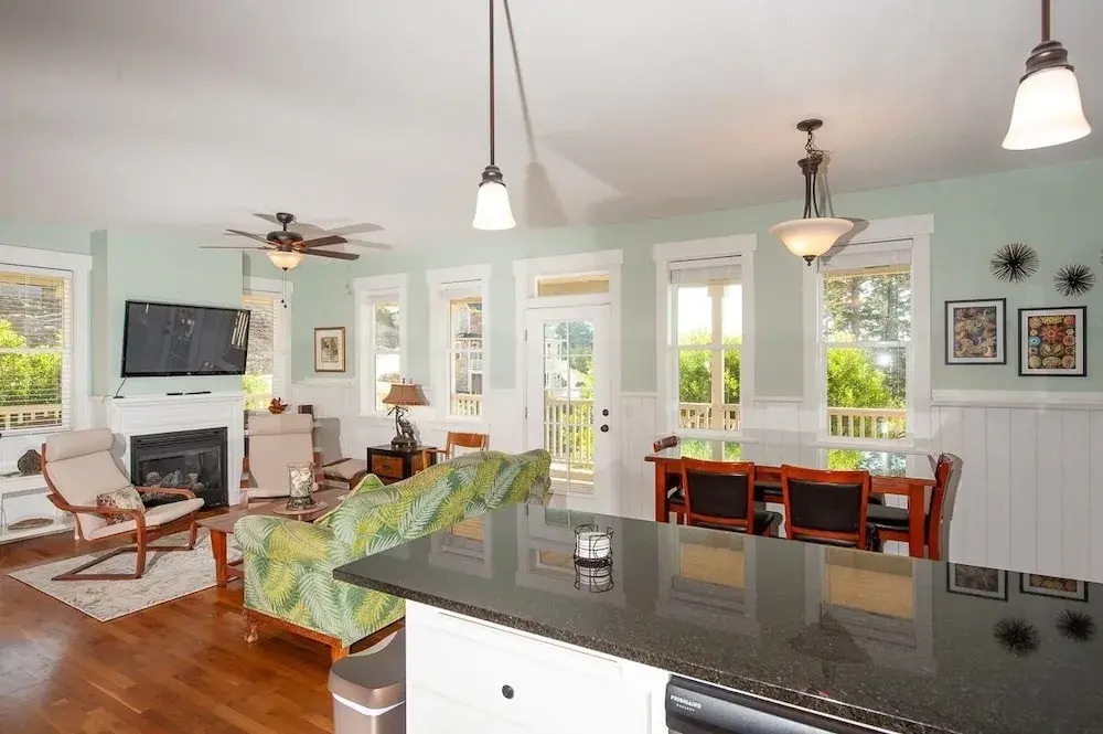 The Black Pearl 3 Bedroom Home