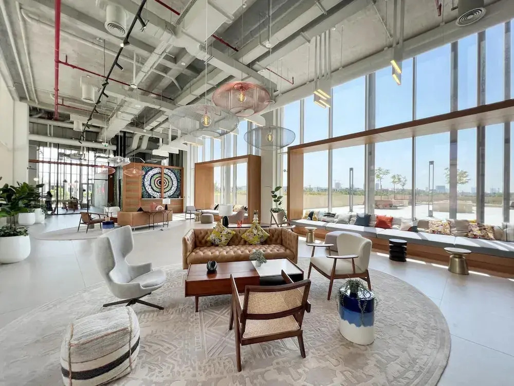 Modern Boho 1BR Sleeps4 Balcony Pool Gym Dxbhills