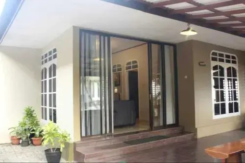 Karang Sari Hotel