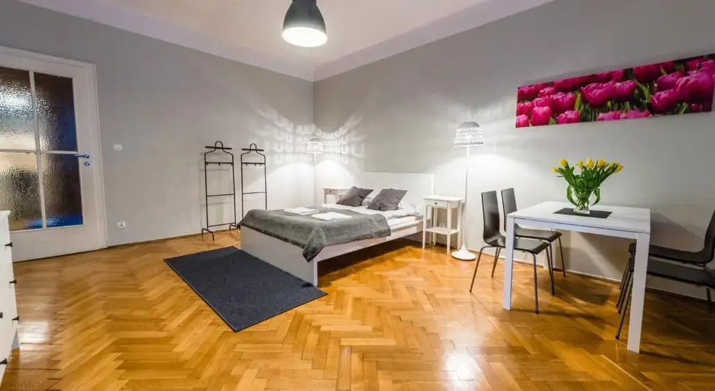 Sereno Apartments