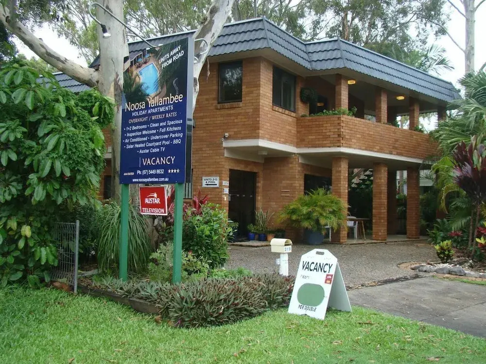 Noosa Yallambee Holiday Apartments