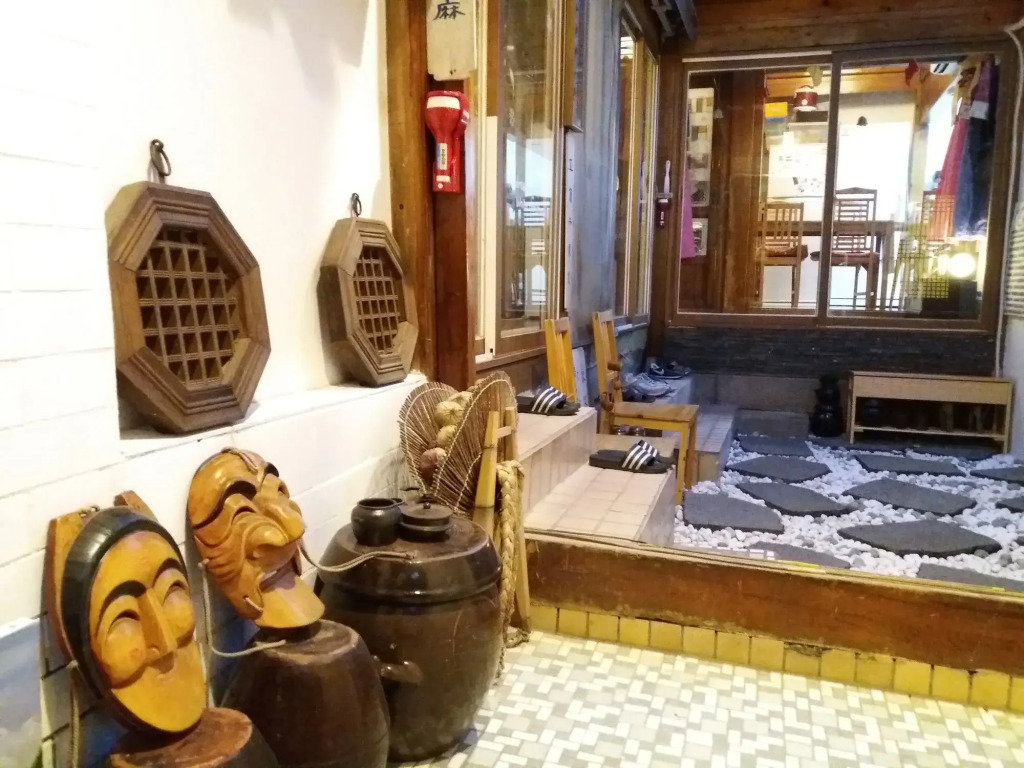 Bukchon Guesthouse