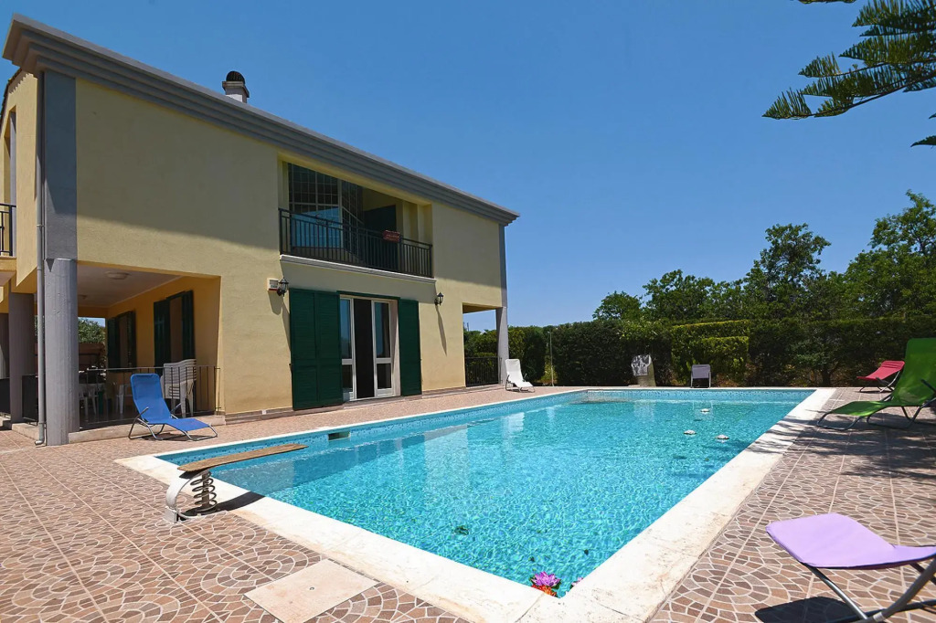 Holiday home with private pool, Florida