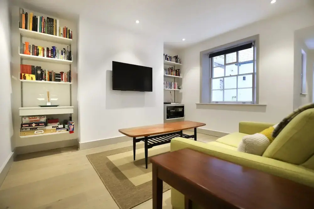1 Bedroom Flat In Kensington