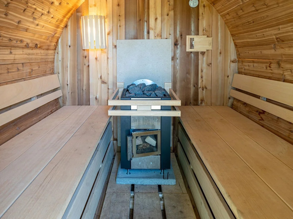 Forest Cabin with Pets