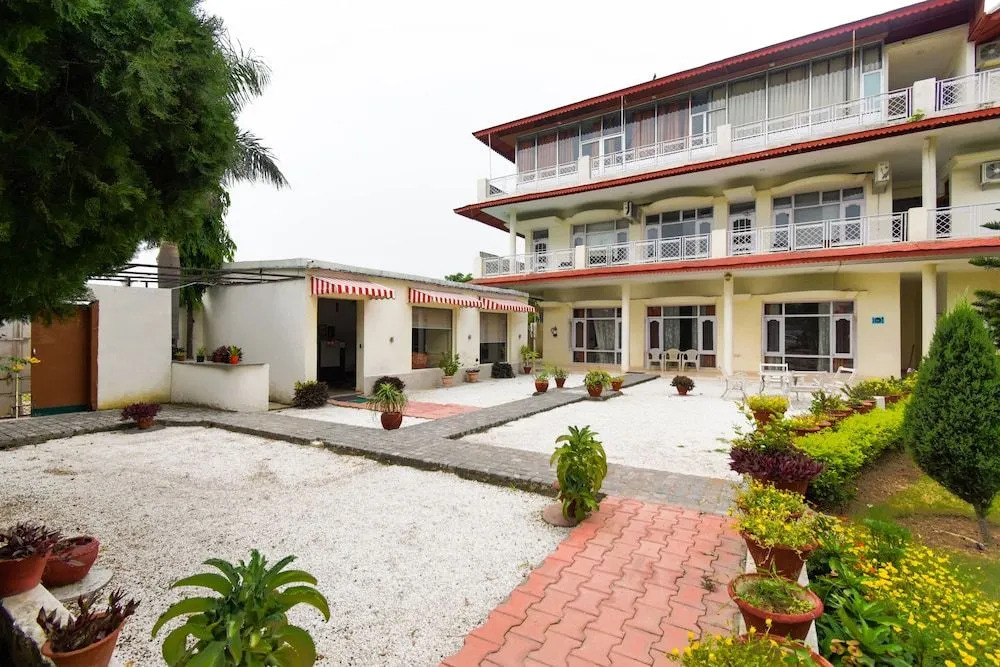 Oyo 46767 Hotel Skyview