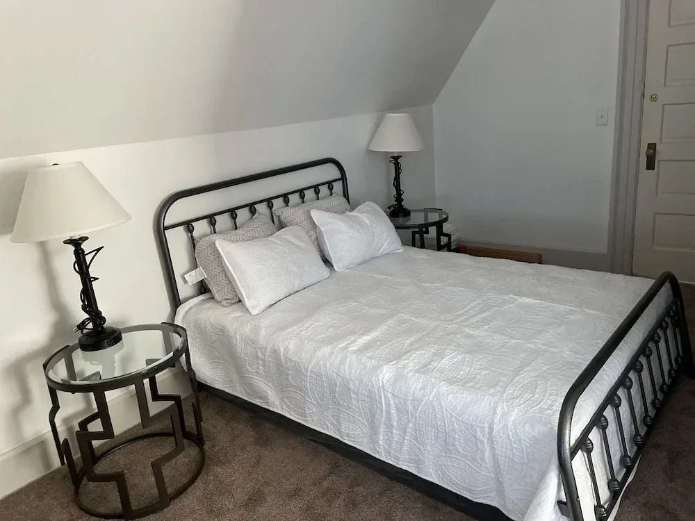Offutt Manor