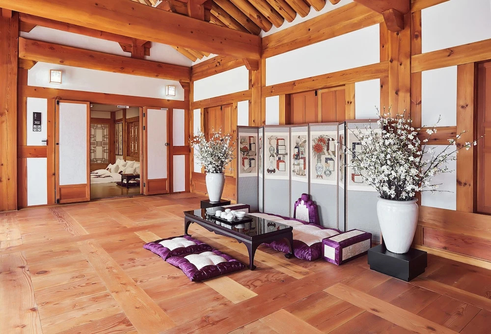 Hanok Stay Namwonyechon