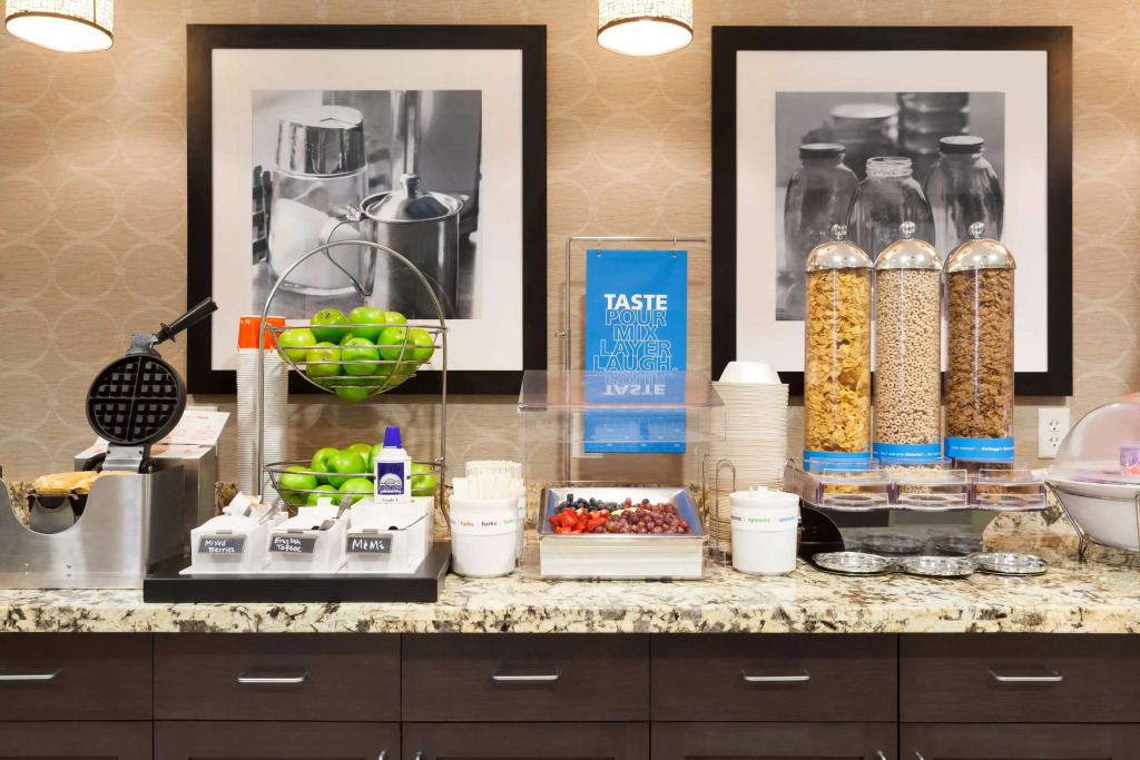 Hampton Inn & Suites Williston