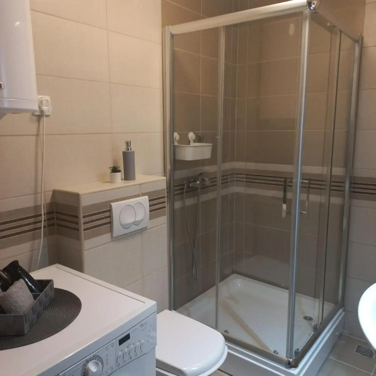 Apartman Lola