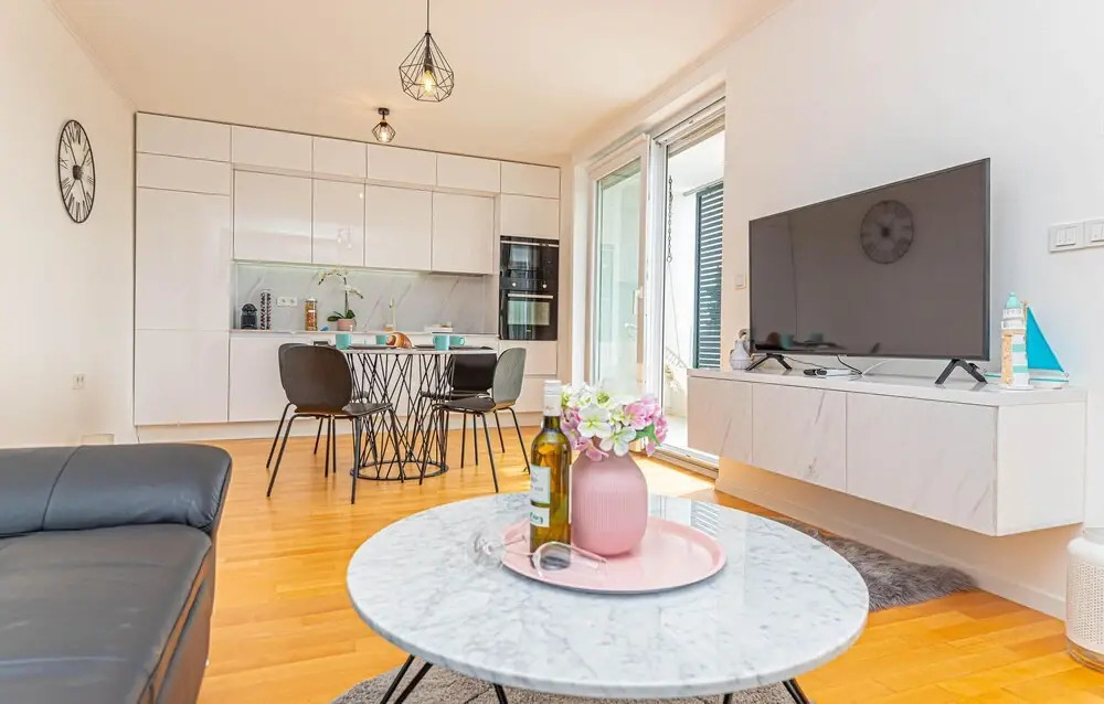 Awesome Apartment in Tribunj With 2 Bedrooms, Wifi and Outdoor Swimming Pool