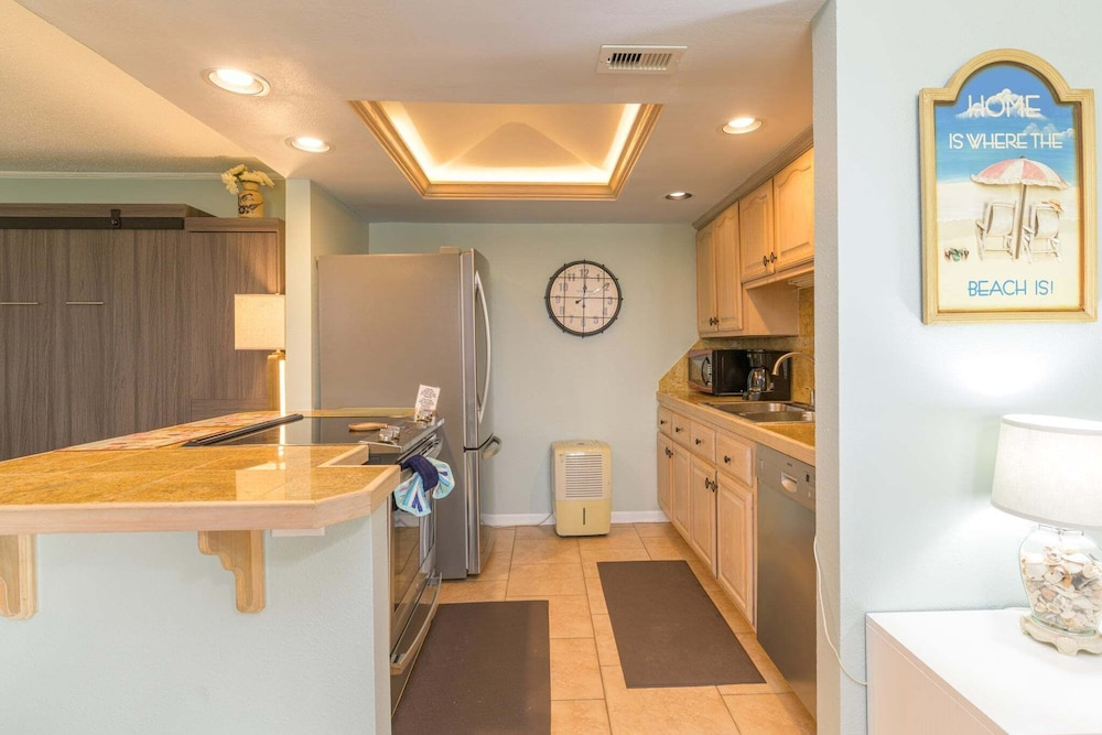 Tiki 118 - Modern Beachside 1br Condo W/ Ac & Wifi 1 Bedroom Condo