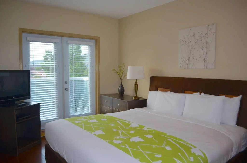 Sunset Resorts Canmore and Spa