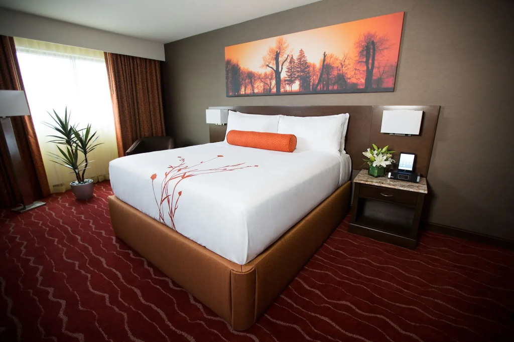 Mohegan Pennsylvania Casino Resort - Adults Only 21+