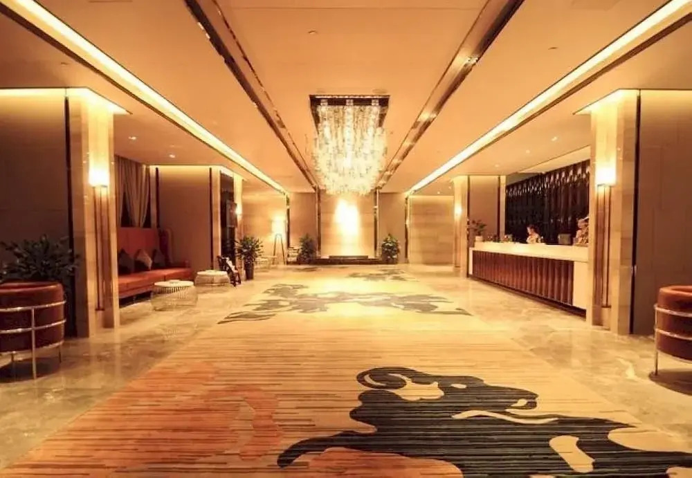 Totem Impress Hotel