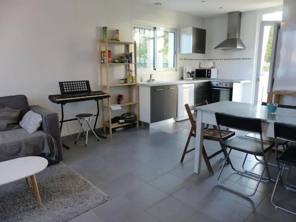 CAPBRETON -Appartement rez de jardin quartier proche centre et plages 5 pers