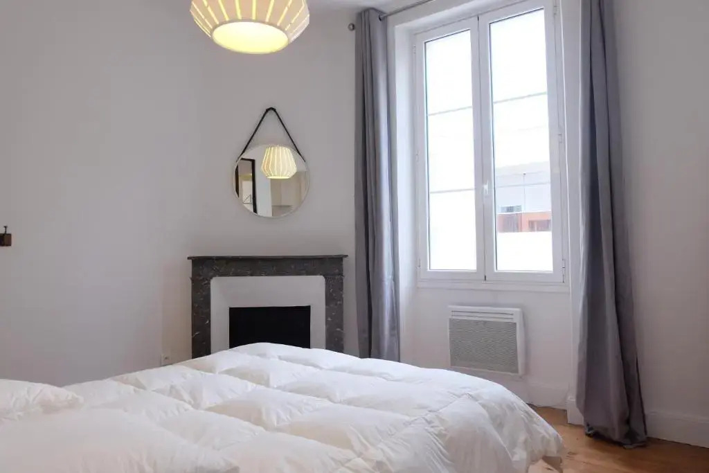 Bel appartement T2 de 45 m2, proche plage, offrant calme et luminosité