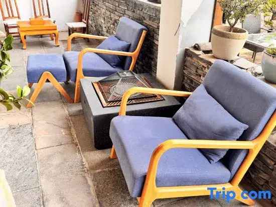 Xingyi Huajiu Homestay