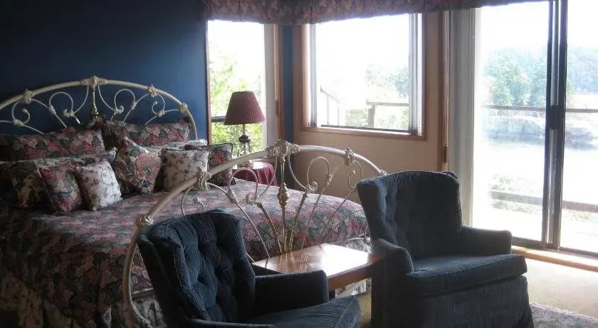 Stephenson Point Seaside B&B
