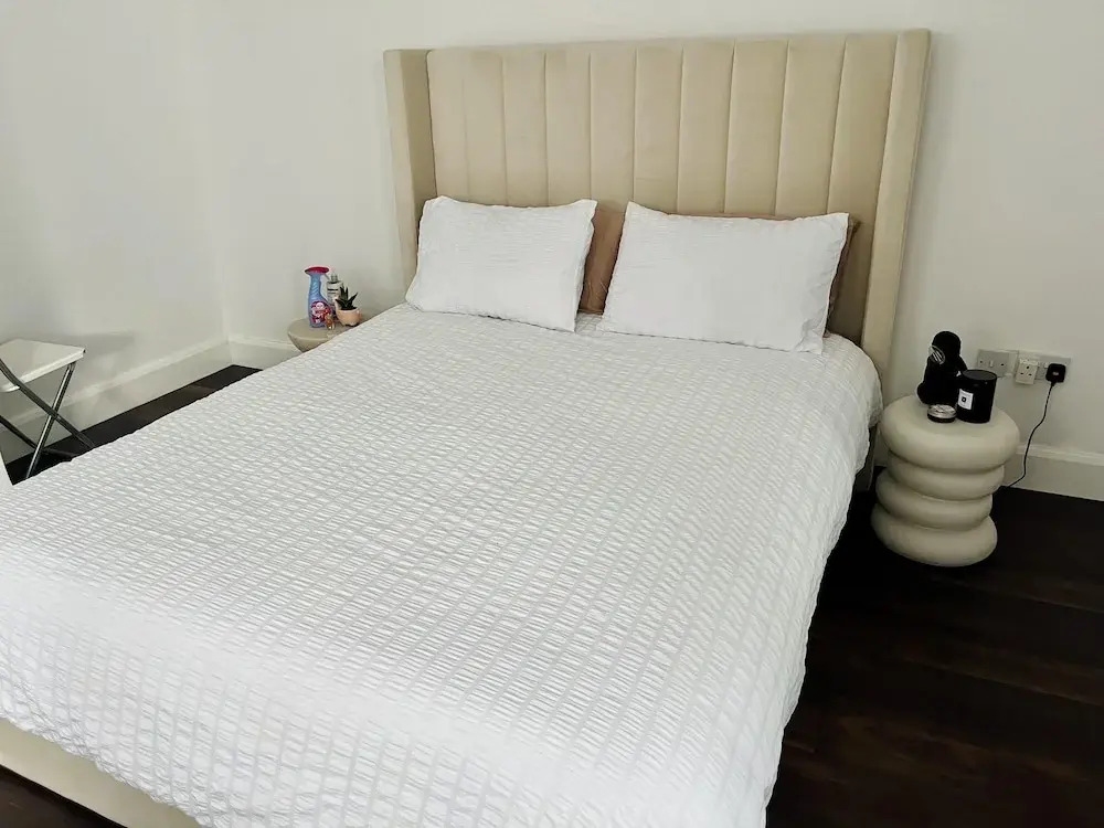 Newly Refurbished 1-bed Apartment in Croydon Se25