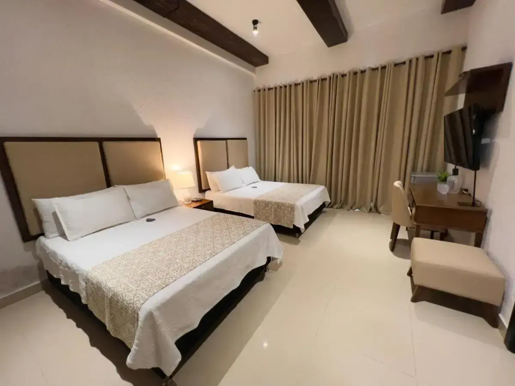 Hotel Dorado Plaza Centro Histórico