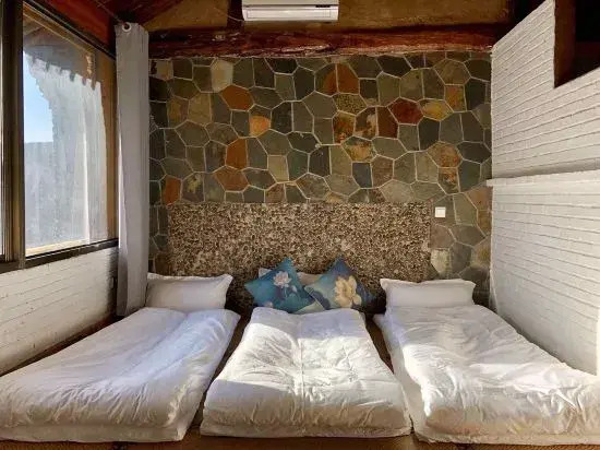 Qiguniang Hostel