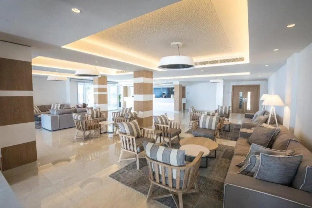 Evalena Beach Hotel