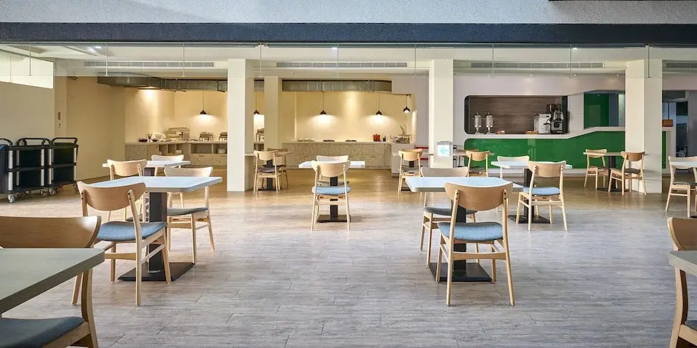 Oursea Hotel