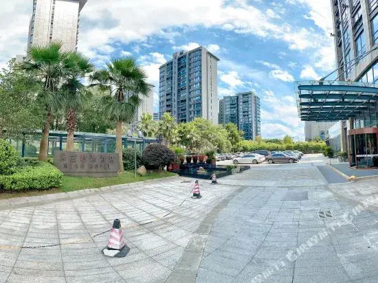 Milan Junyi Hotel