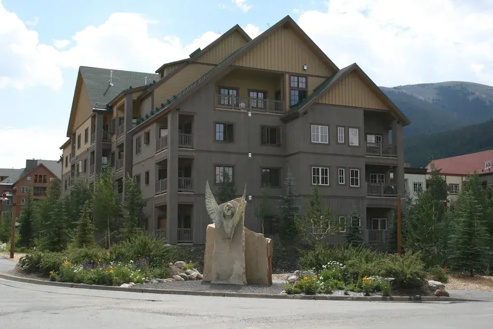 Expedition Station 8603 by SummitCove Vacation Lodging