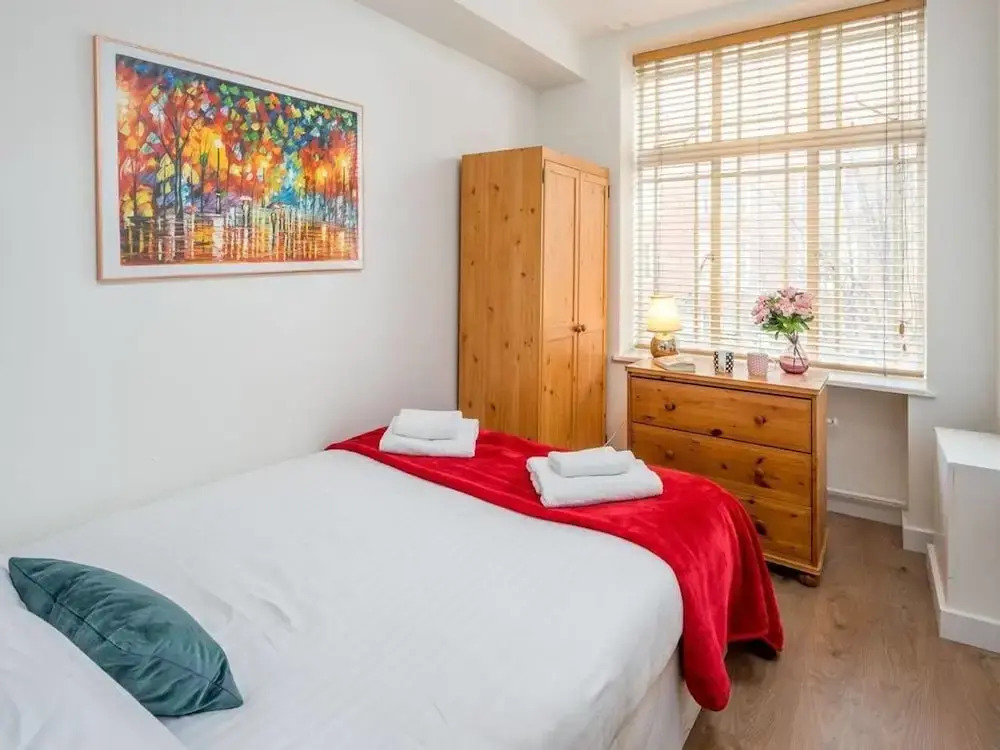 2 bed in Amazing West London Location