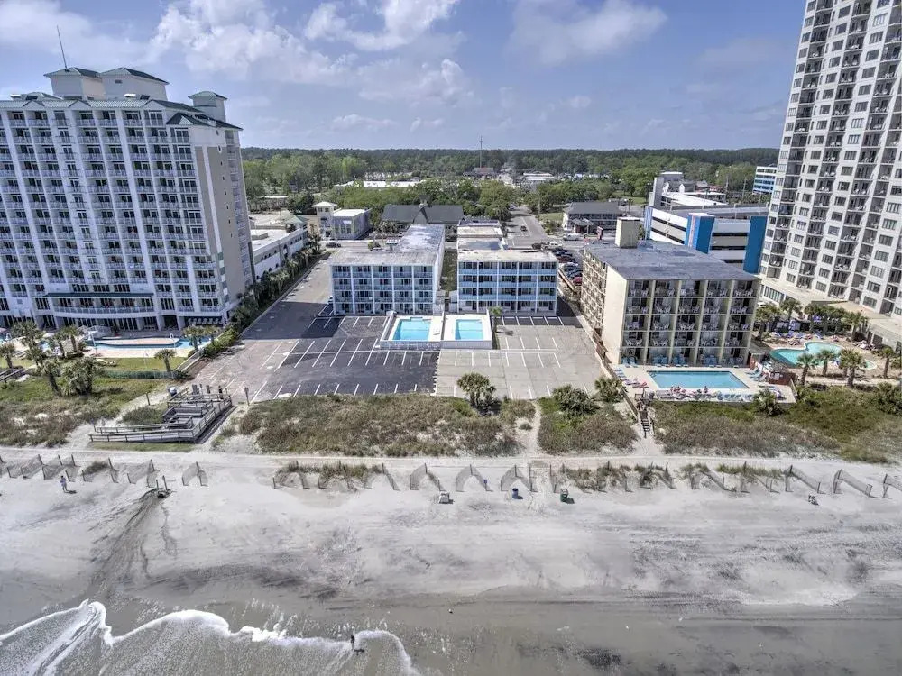 Oceanfront Twilight Surf Hotel