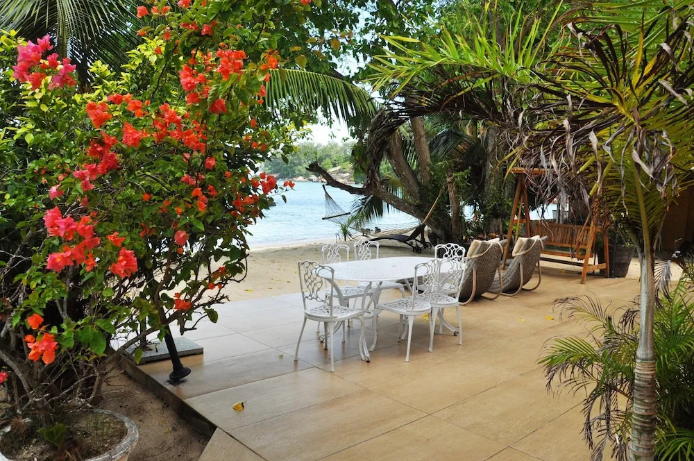 Villa Dorado