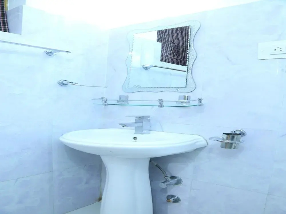 OYO 14558 Magsoom Guest House