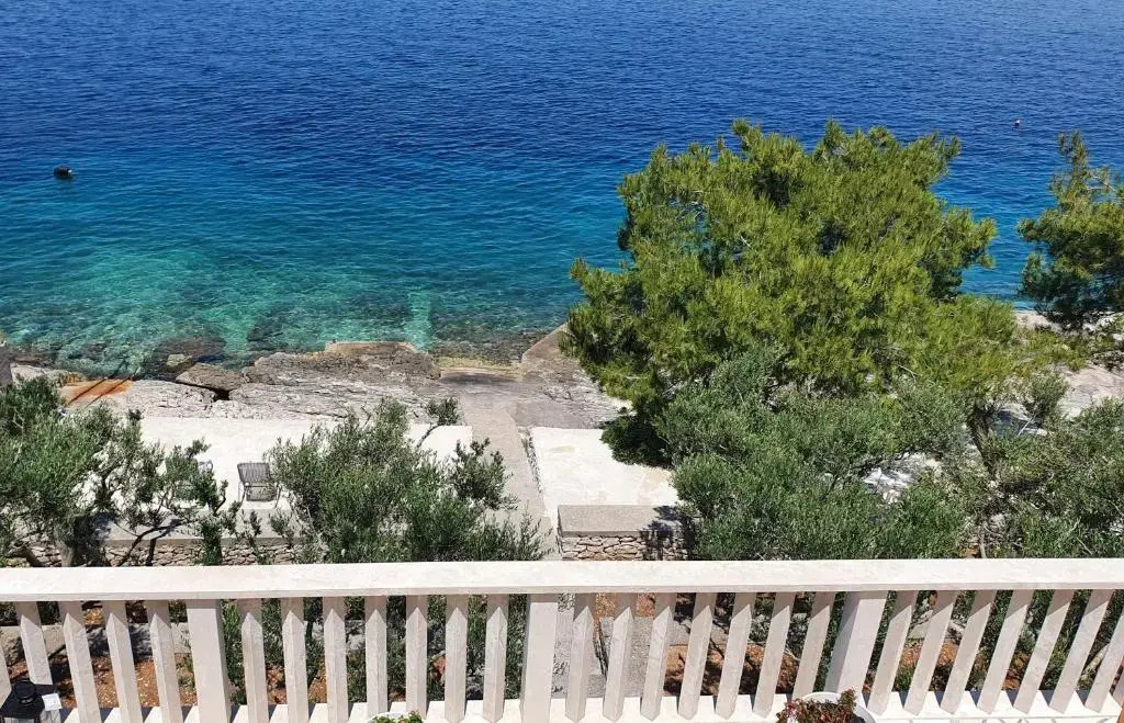 Vila Dream 1st row to the sea