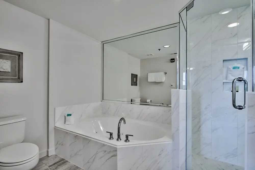 Sterling Gem Heated Pool Beach Front
