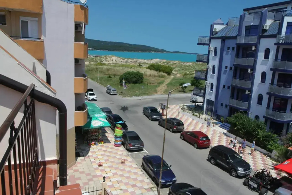 Salena Hotel